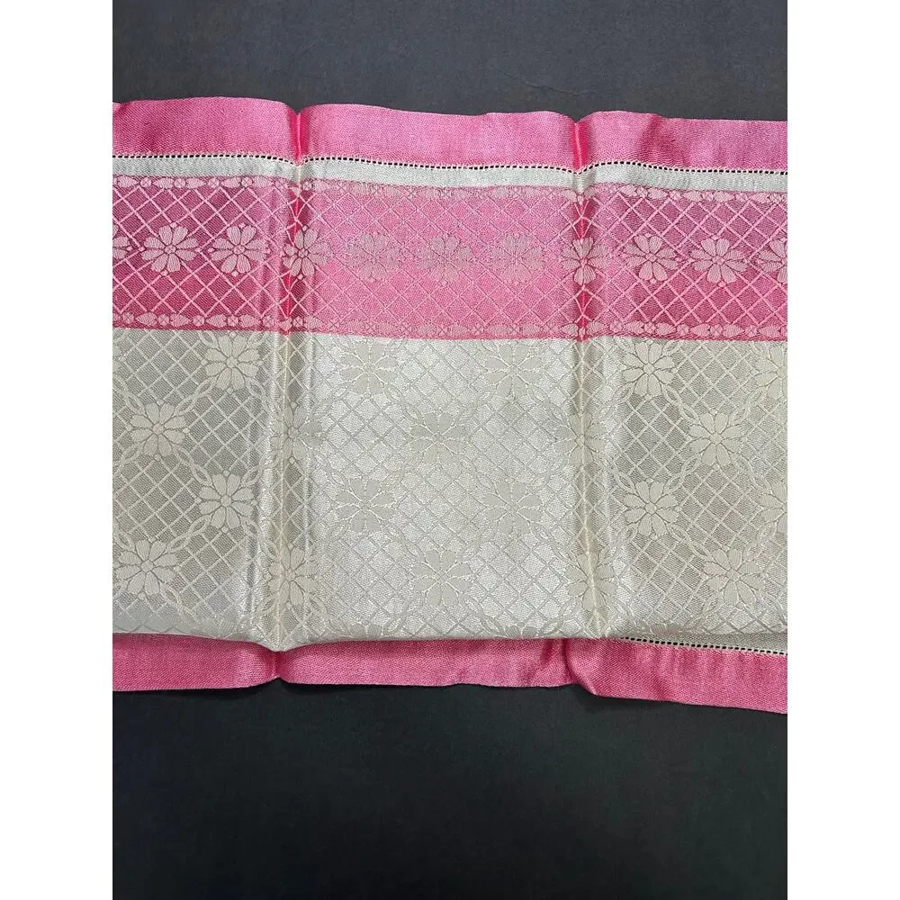 Vintage Linen/Linen Blend Kitchen Bathroom Towels‎ Lot of Three